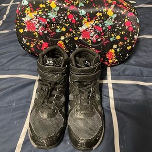 Nfinity Beast Mid-Top Cheer Shoe